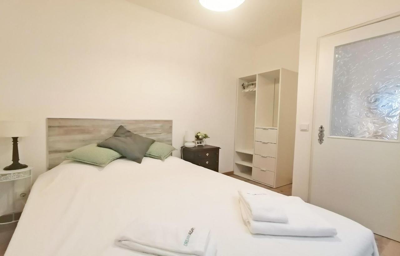 A41 - Olive Tree Street 1 Bed Flat Apartman Lagos Kültér fotó